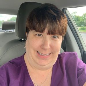 Meet your Posher, Lisa